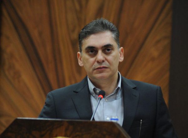 بانک مرکزی اسامی صرافیهای معتبر عراق و افغانستان را اعلام کند