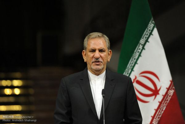 دستور رهبری برای برداشت ۵۰۰ میلیون دلار از صندوق توسعه برای دارو