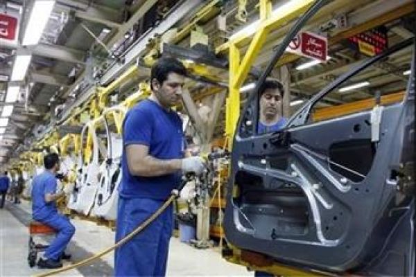 احتمال توقف تولید خودرو بهدلیل ورشکستگی قطعهسازان