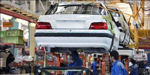 خودروسازان قیمت‌ها را افزایش دادند؛ سازمان حمایت هنوز مشغول محاسبه قیمت است