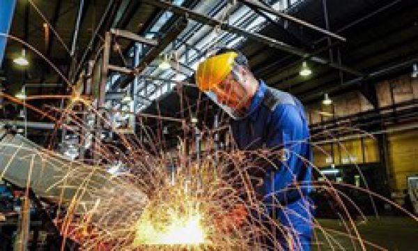 تثبیت٣٠٣هزار شغل در سال جاری