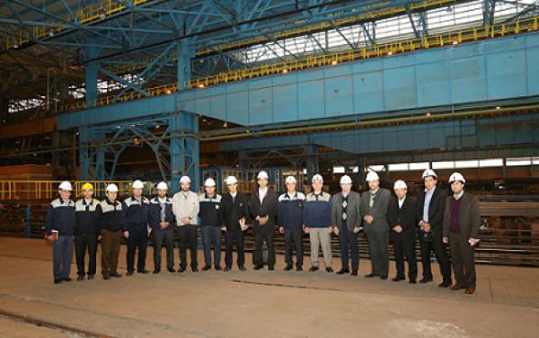 ذوب آهن اصفهان با اقدامات خود در صنعت کشور می درخشد