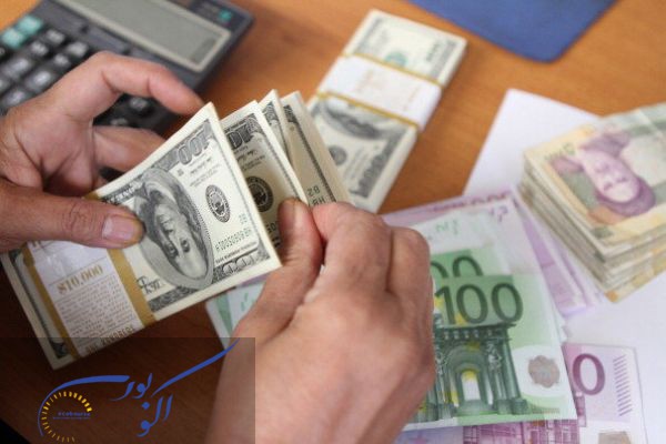 قیمت خرید دلار در بانکها مورخ 15 بهمن ماه