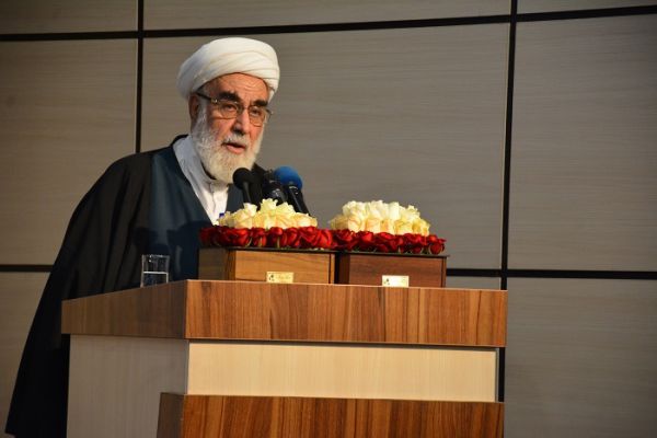 تقدیر رئیس دفتر مقام معظم رهبری از عملکرد بنیاد مستضعفان