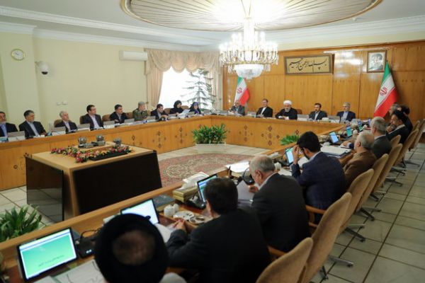 کاهش ساعت کاری ادارات دولتی