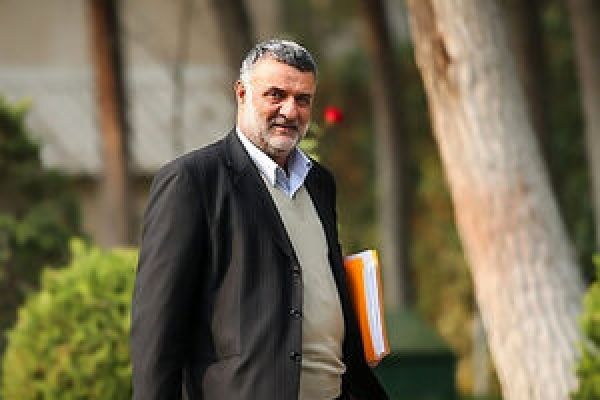 شانه خالی کردن وزیر از بار مسئولیت تنظیم بازار