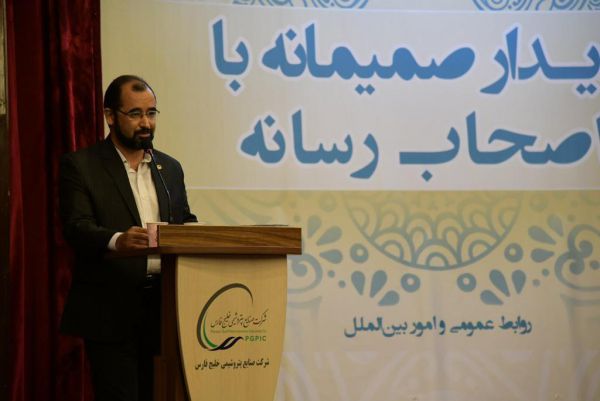 درخواست ما از رسانهها پرسشگری است