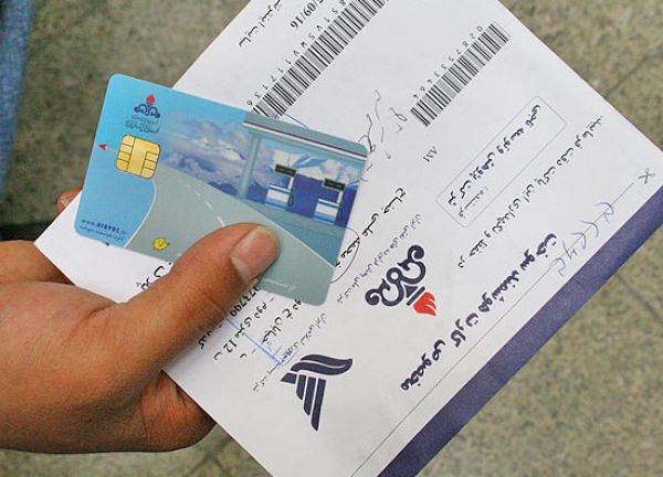 تحویل کارت سوخت در باجههای پستی منتخب تهران