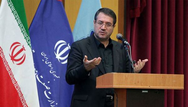 واکنش رحمانی به قیمت گذاری خودرو توسط شورای رقابت: صغیر نیستم