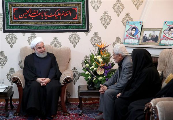 روحانی: وظیفه و رسالت همه ما تداوم راه شهدا در حفاظت از کشور و نظام است