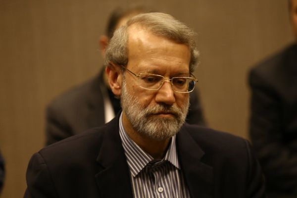 تحلیل لاریجانی از سخنان مهم رهبر انقلاب در خطبه های نماز جمعه