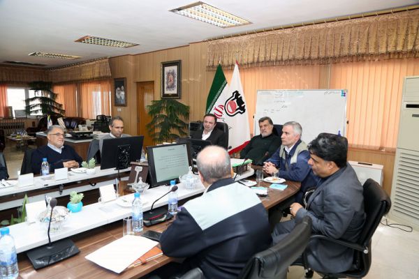 تامین پایدار مواد اولیه ، حق ذوب آهن اصفهان است