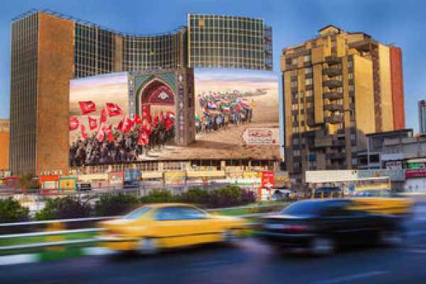 دیوارنگاره جدید میدان ولیعصر مزین به تصویر سردار شهید سلیمانی