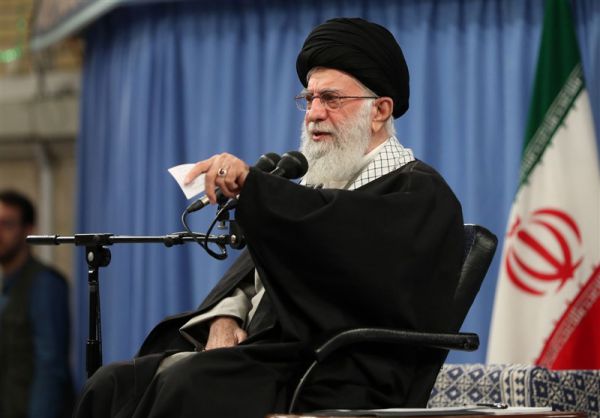 رهبر انقلاب: انتخابات مایه تقویت کشور است