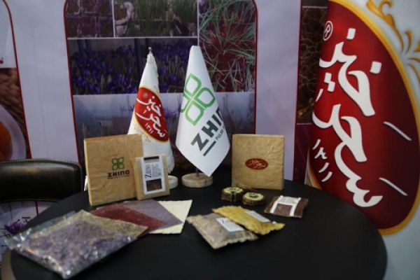 تولید کاغذ از گلبرگ زعفران