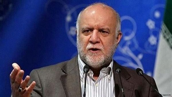 زنگنه: متعهد به رشد و ارتقای جایگاه زنان در صنعت نفت هستیم