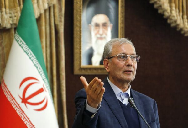 ربیعی: در اطلاعرسانی کرونا با صداقت عمل کردیم