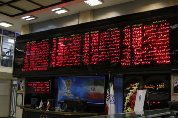 بورس در ابتدای معاملات سبز پوش شد