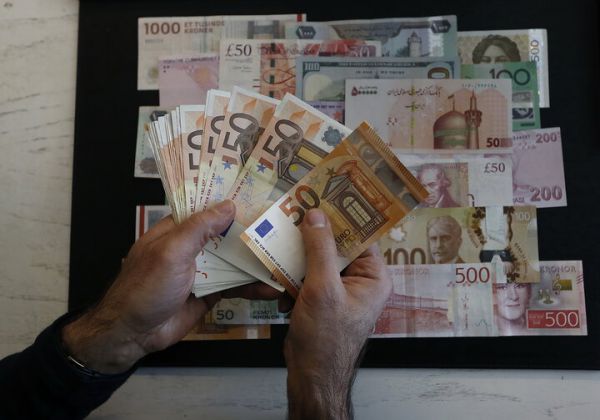 یورو گران و پوند ارزان شد