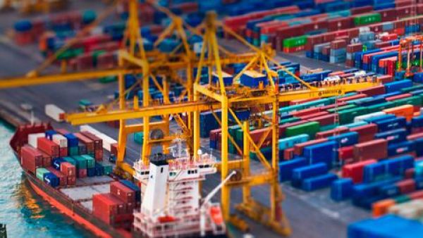 صادرات کالای ایرانی سه برابر واردات در اسفندماه