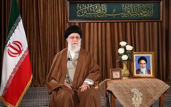 رهبر معظم انقلاب در سخنرانی نوروز:کشور ظرفیت مقابله با چالش‌ها را در هر سطحی دارد