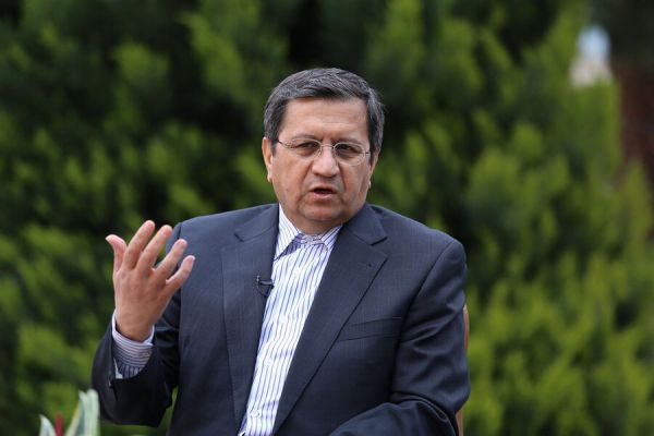 همتی: پیگیریها از اخذ وام صندوق بین المللی پول روند مثبت داشته است