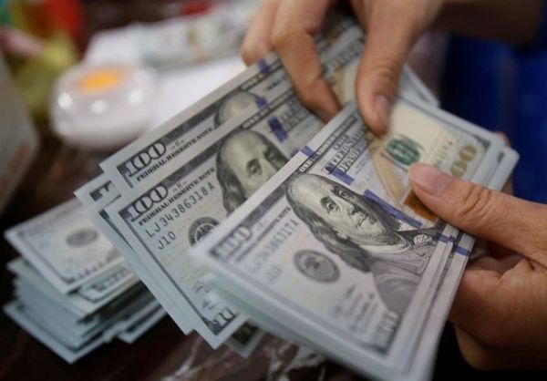 تثبیت نرخ دلار در رقم ۱۵ هزار و ۸۰۰ تومان