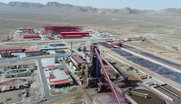 تولید ۷۲۵ هزار تن آهن اسفنجی در یک سال