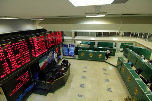 چگونه تصمیم به خرید یک سهم بورسی بگیریم؟