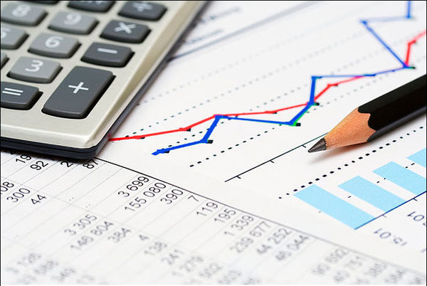 متوسط رشد اقتصادی از سال ۹۲ نزدیک به صفر است