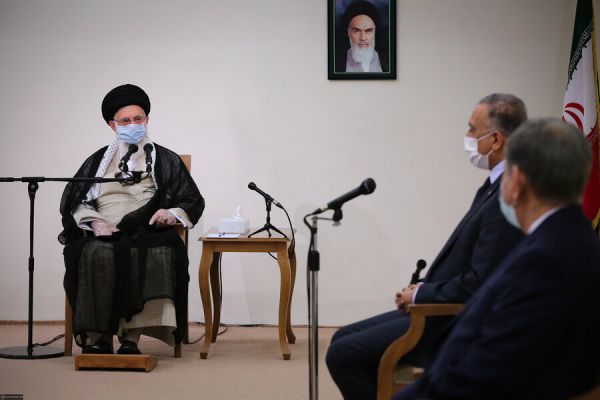 رهبر معظم انقلاب: جمهوری اسلامی ایران قطعاً ضربه متقابل را به آمریکاییها خواهد زد