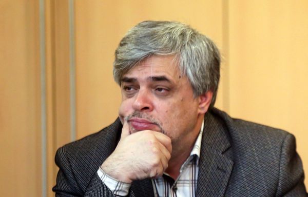 محمد مهاجری: اصولگرایان از رسیدن به پاستور اطمینان دارند