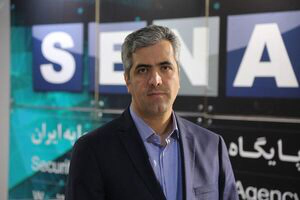 سهام‌داران منتظر سامانه معاملات بومی نباشند