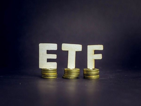 مقایسه صندوق‌های ETF