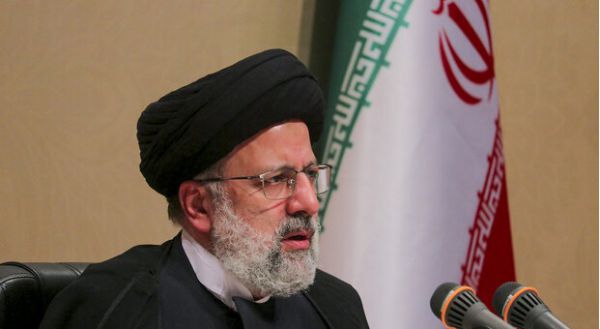 مشکلات معیشتی راه حل سیاسی ندارد