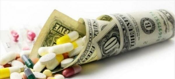 ۵۰ درصد سهمیه ارزی دارو در حوزه کرونا هزینه شده است