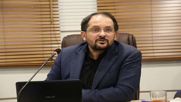 همسان‌سازی حقوق دانشگاه آزادی‌ها شعبده بازی است!