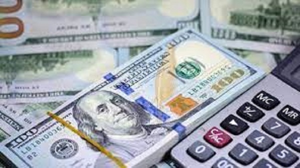 روند نزولی قیمت ارز در بازار؛ دلار ۲۶ هزار و ۷۷۱ تومان است