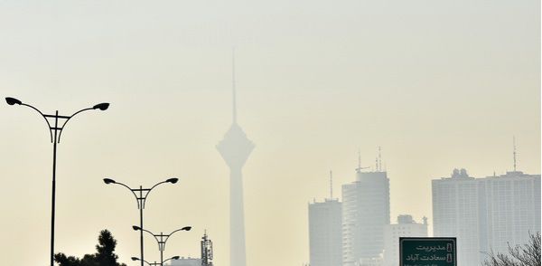 هوای تهران در آستانه ناسالم برای همه گروه‌های جامعه