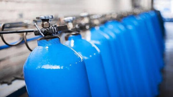 خطرات استفاده غیرحرفه‌ای از کپسول اکسیژن طبی