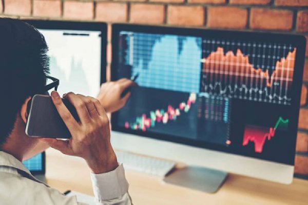 آیا بورس ایران، بازاری «وظیفهشناس» است؟